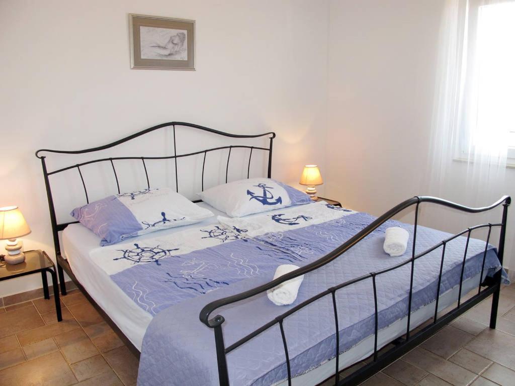 Apartment Tin Pinezići Zewnętrze zdjęcie
