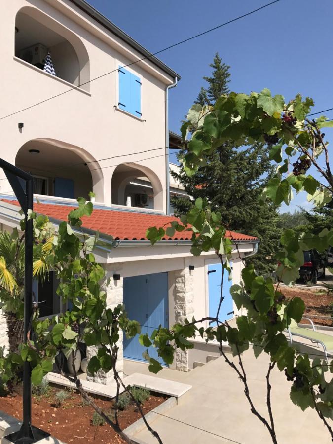 Apartment Tin Pinezići Zewnętrze zdjęcie