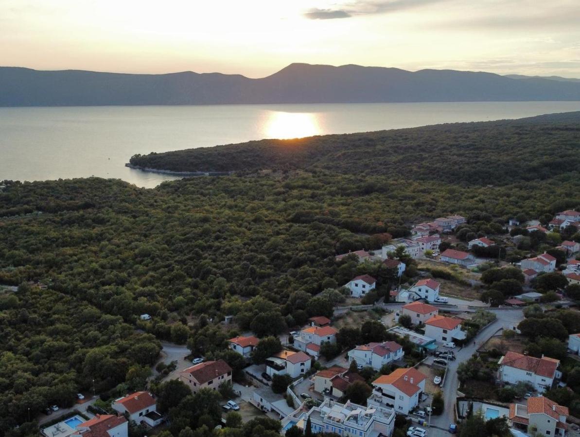 Apartment Tin Pinezići Zewnętrze zdjęcie
