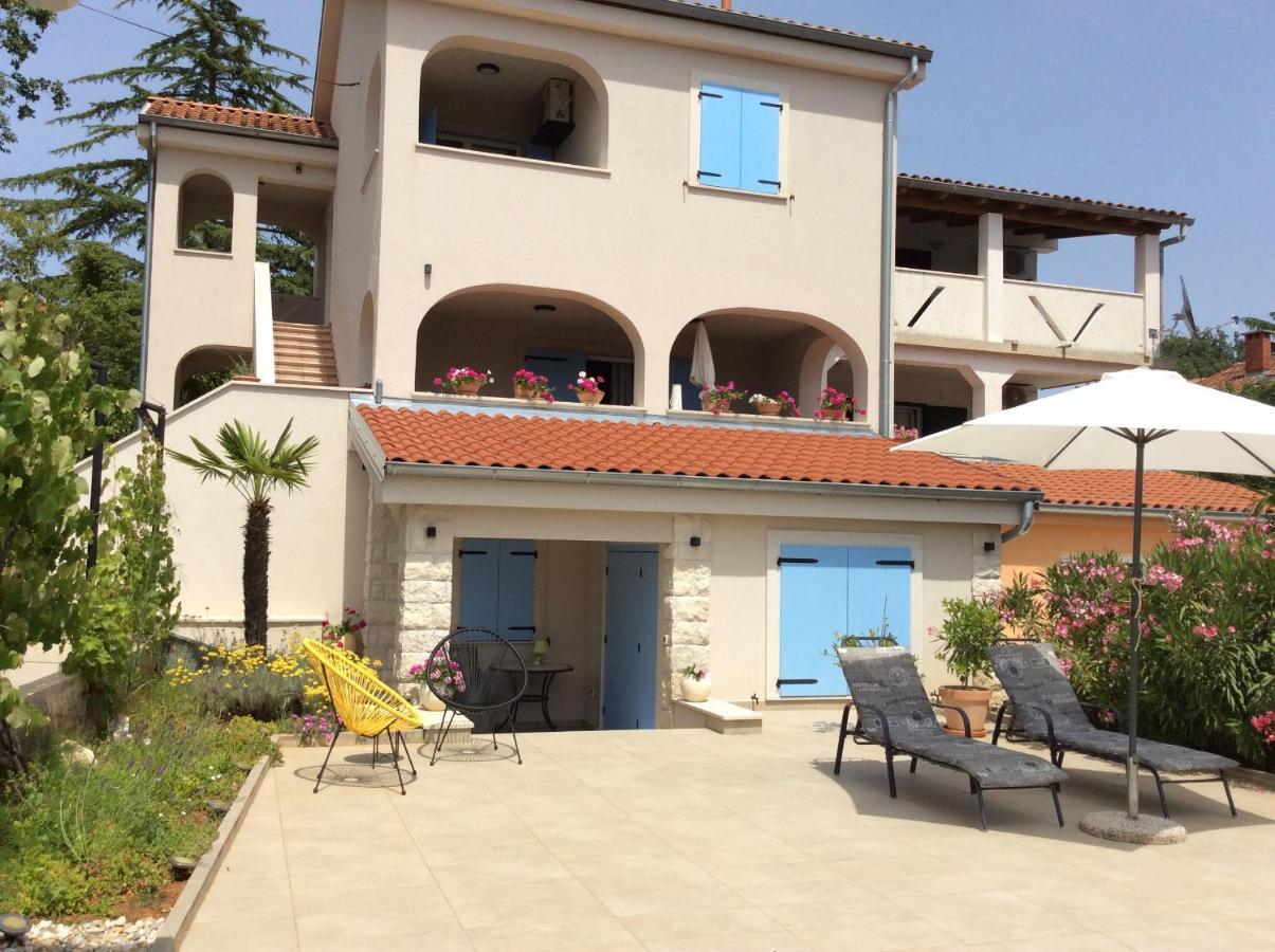 Apartment Tin Pinezići Zewnętrze zdjęcie
